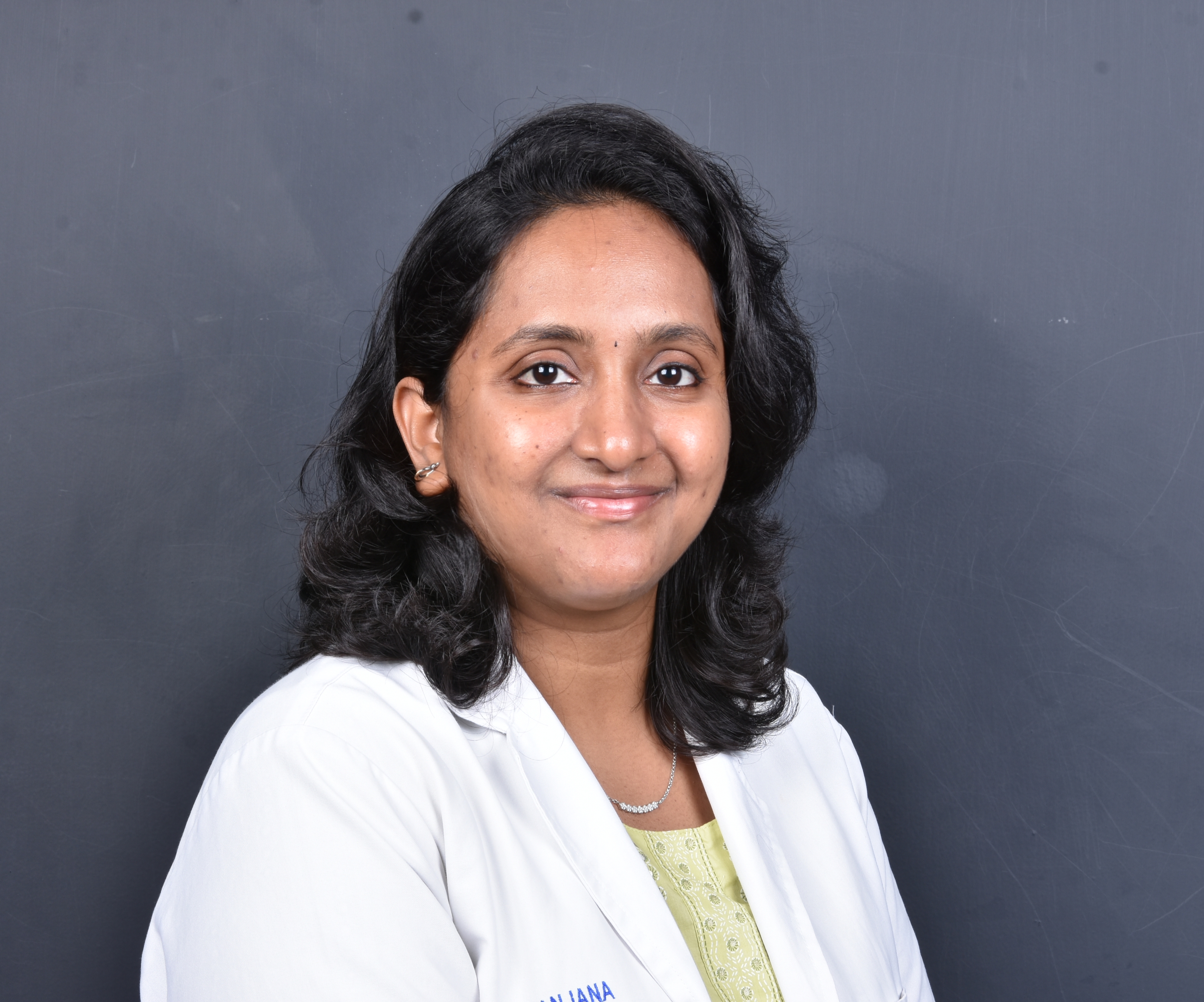 Dr Sanjana Molugu
